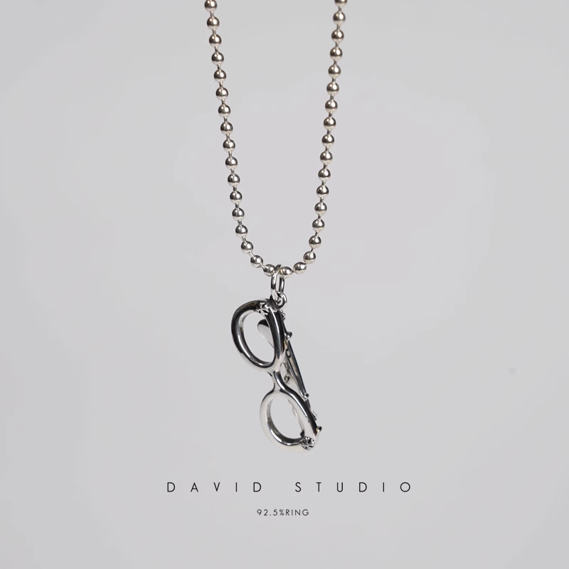 GLASSES PENDANT – BALL CHAIN