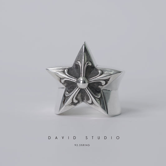 LARGE STAR RING