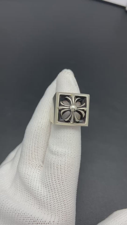 SQUARE CH PLUS RING