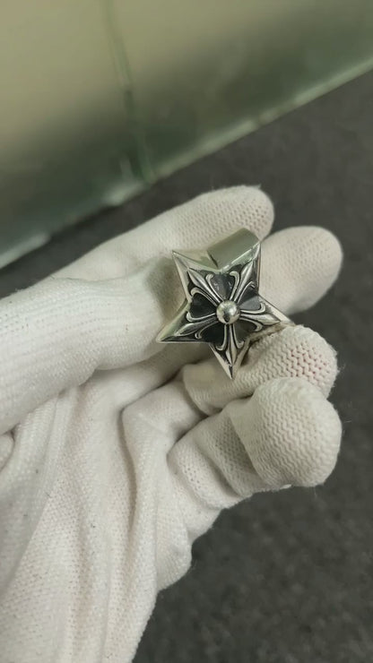 LARGE STAR RING