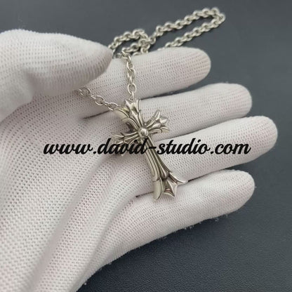 SMALL DOUBLE CROSS PENDANT – ROLL CHAIN