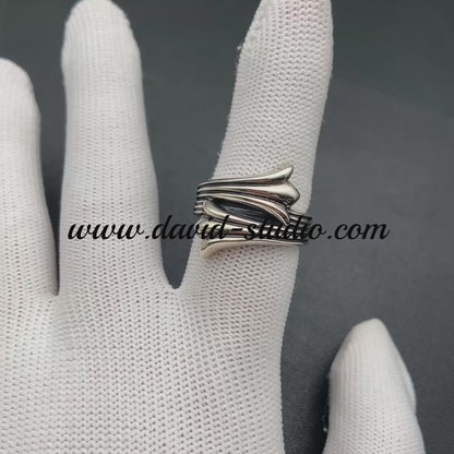 720 CROSS TAIL RING