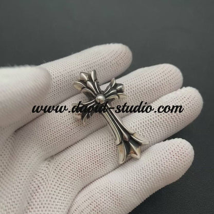 SMALL DOUBLE CROSS PENDANT