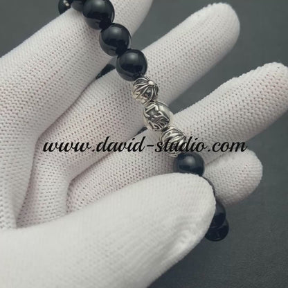 ONYX BEAD BRACELET 8MM (8 SILVER BEADS)