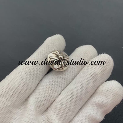 CH PLUS RIVET BUTTON